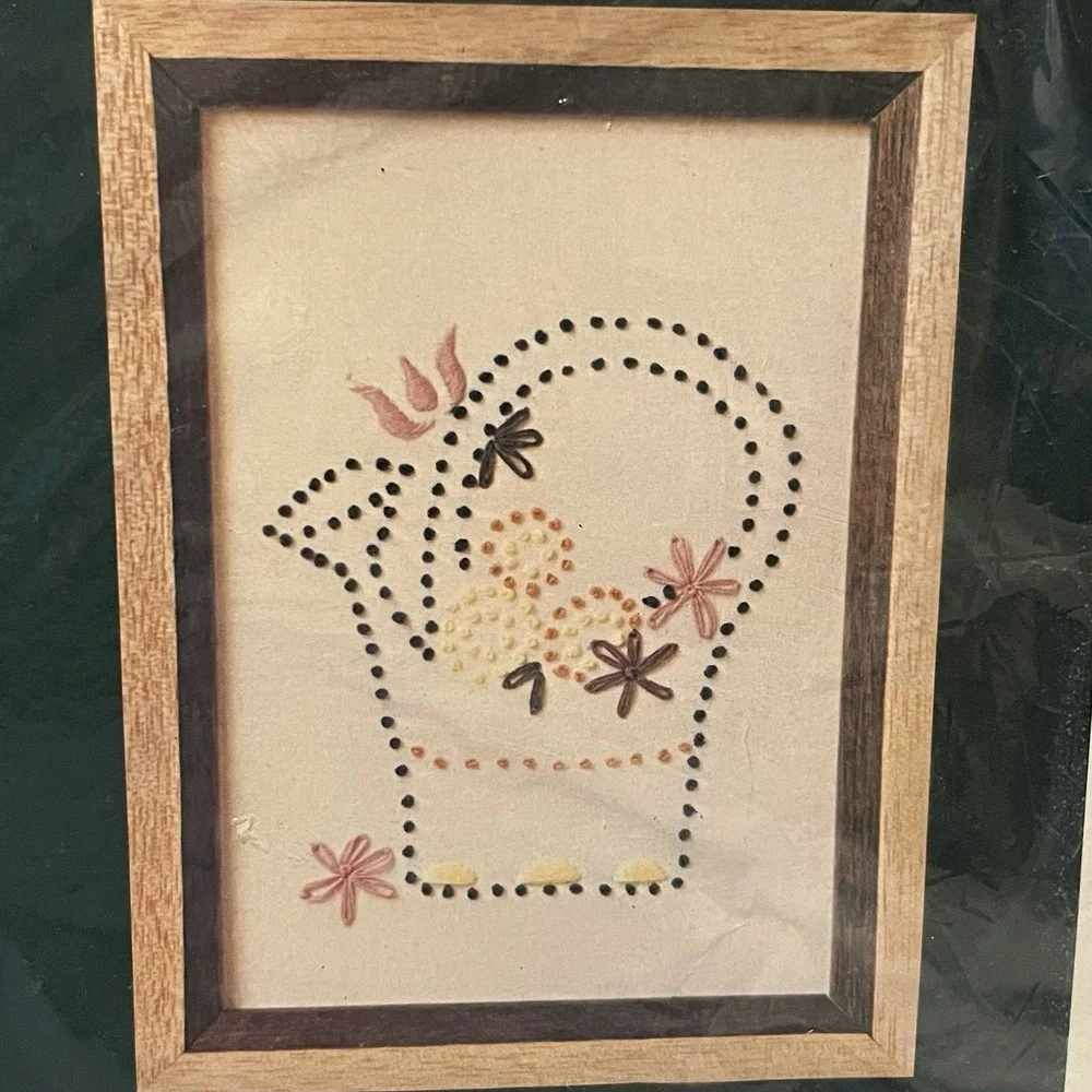 2 VTG Needle‎ Magic Embroidery Candlewicking Kits Chicken Sprinkling Can Cottage